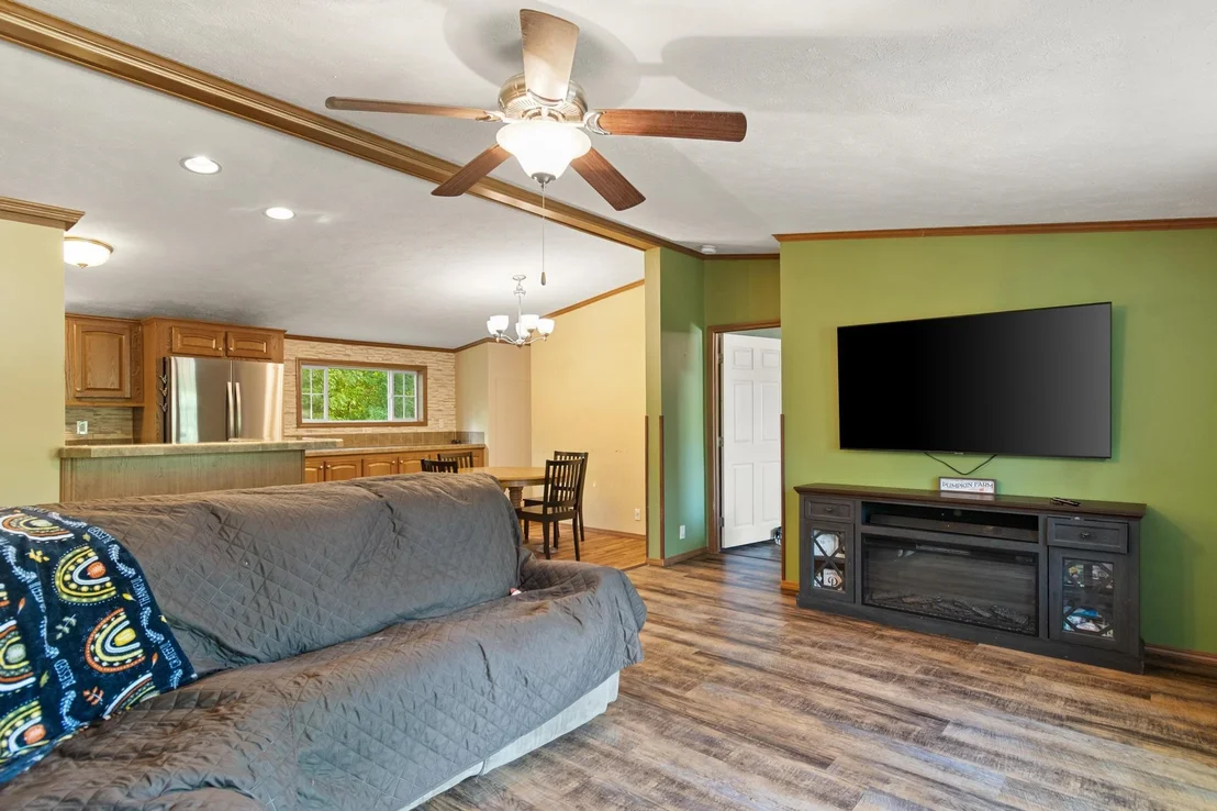 Photo of 1700 Highgate