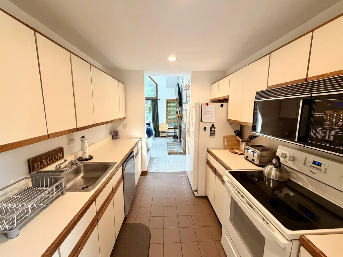 Photo of Unit TH1 at 2D Townhouse