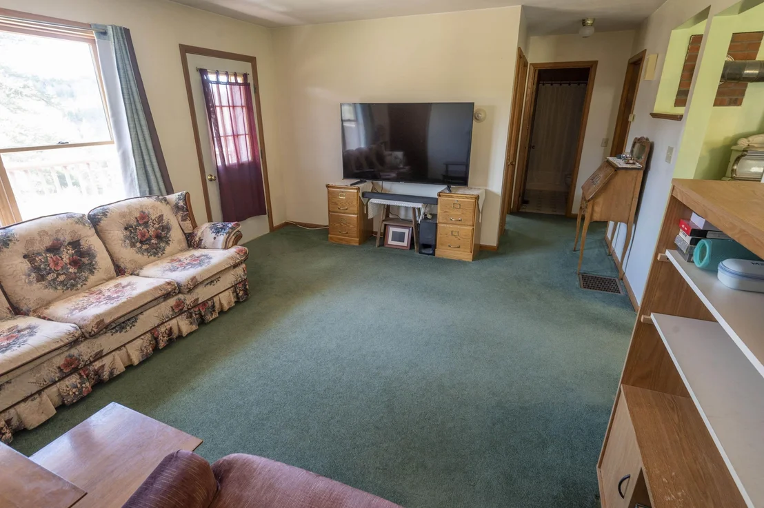 Photo of 246 Gray
