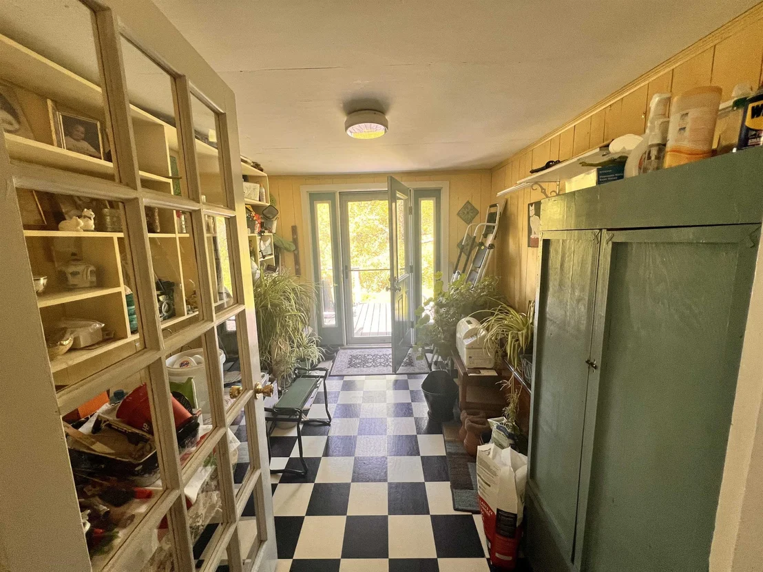 Photo of 2799 County