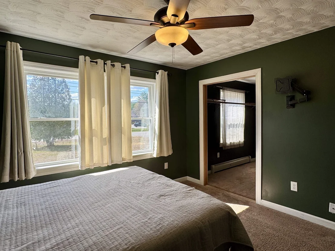 Photo of 46 Forrest