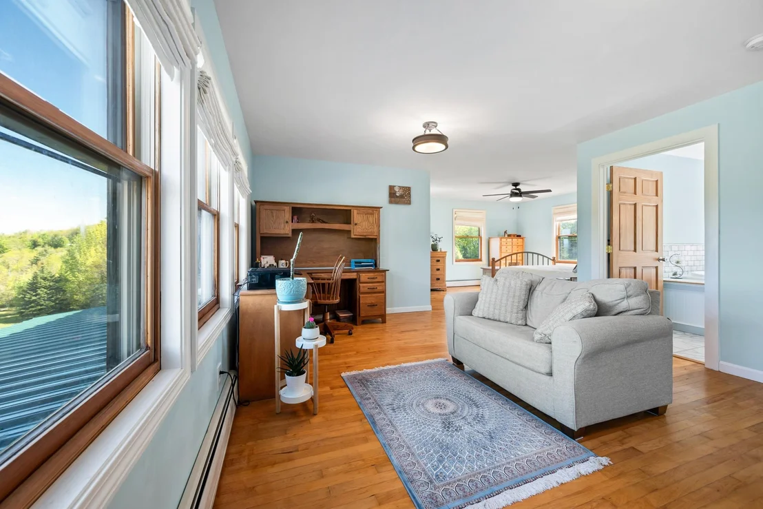 Photo of 154 Cates Hill