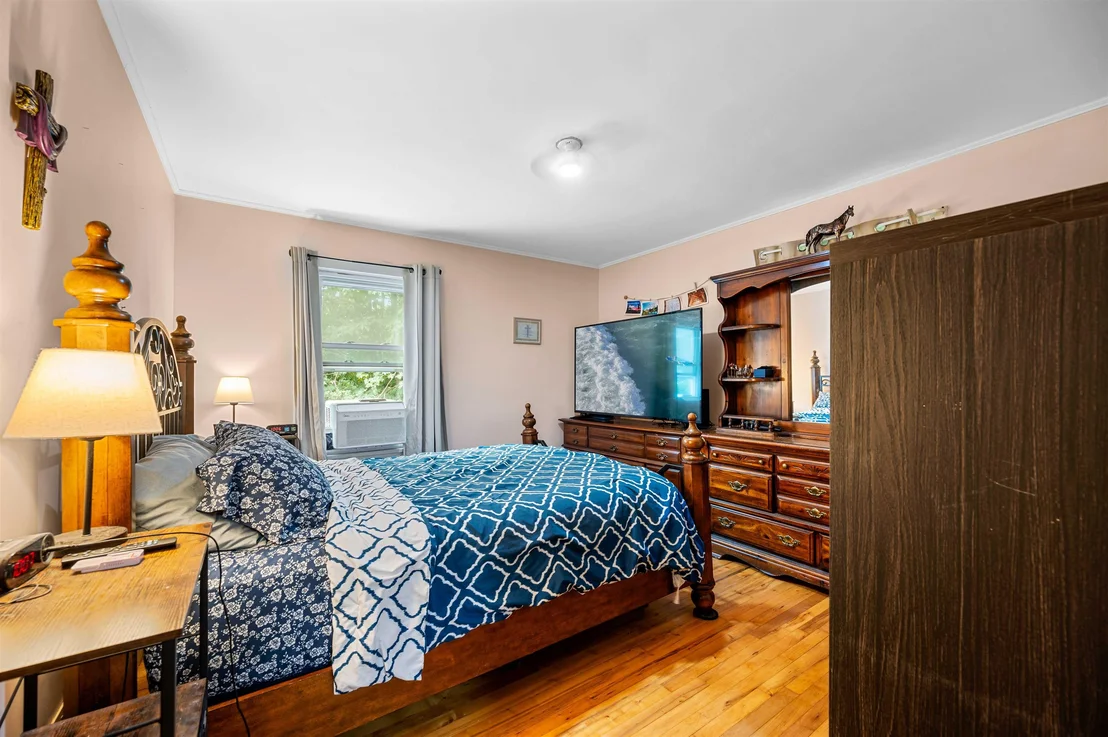 Photo of 18 Maplewood