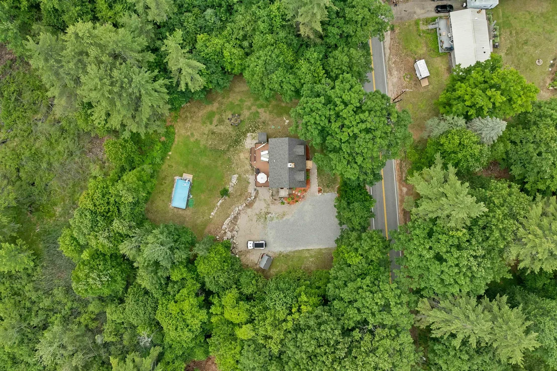 Photo of 39 Beach Pond