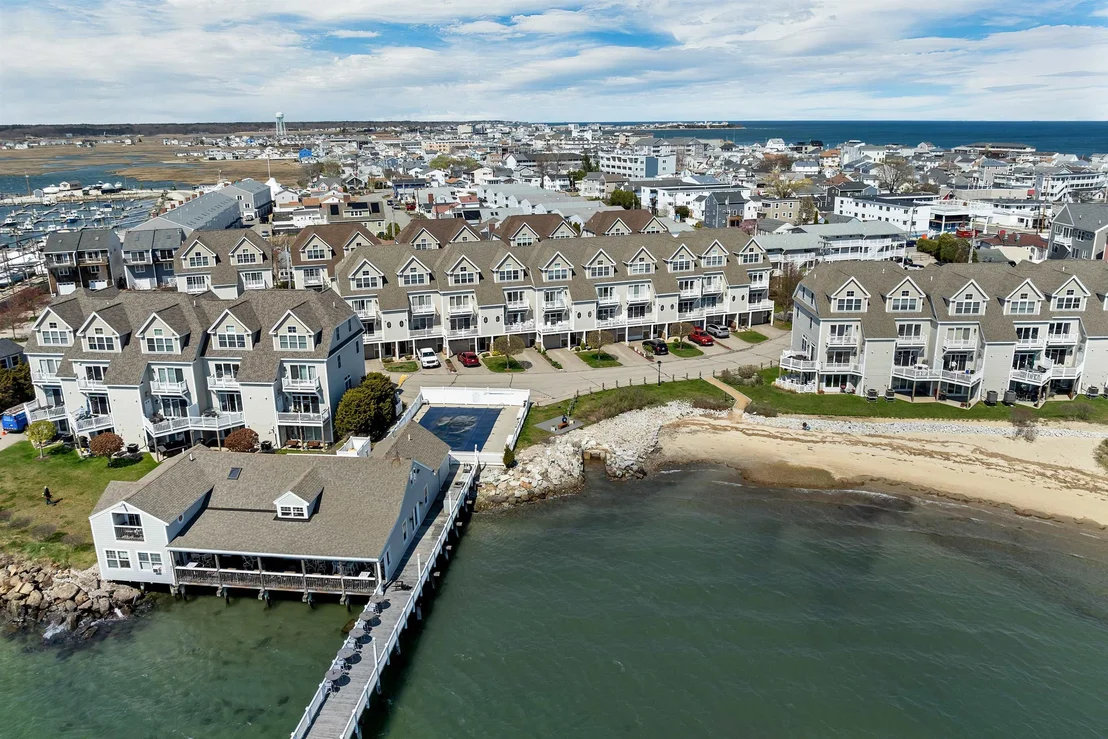 Photo of Unit 9 at 24 Harbor