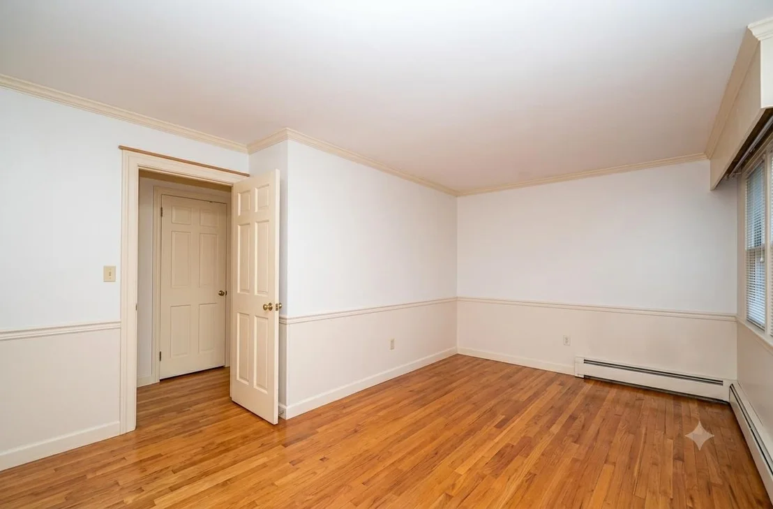Photo of 1 Exeter