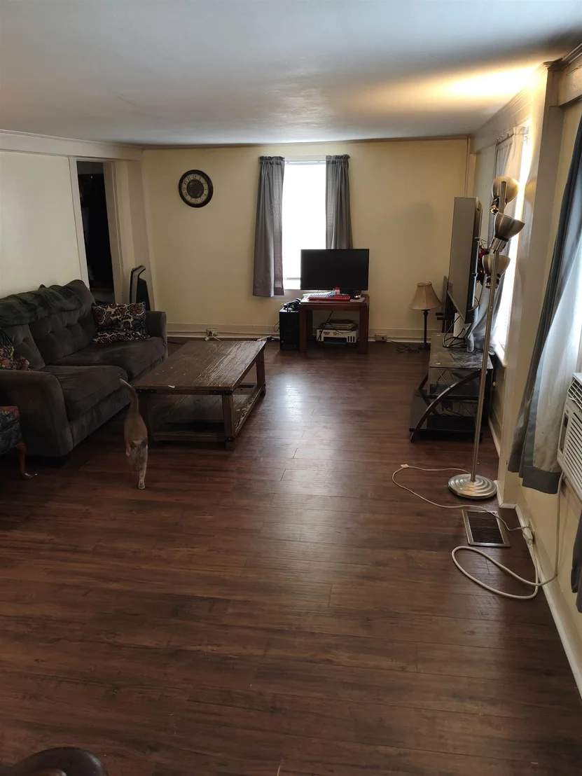 Photo of 227 Main