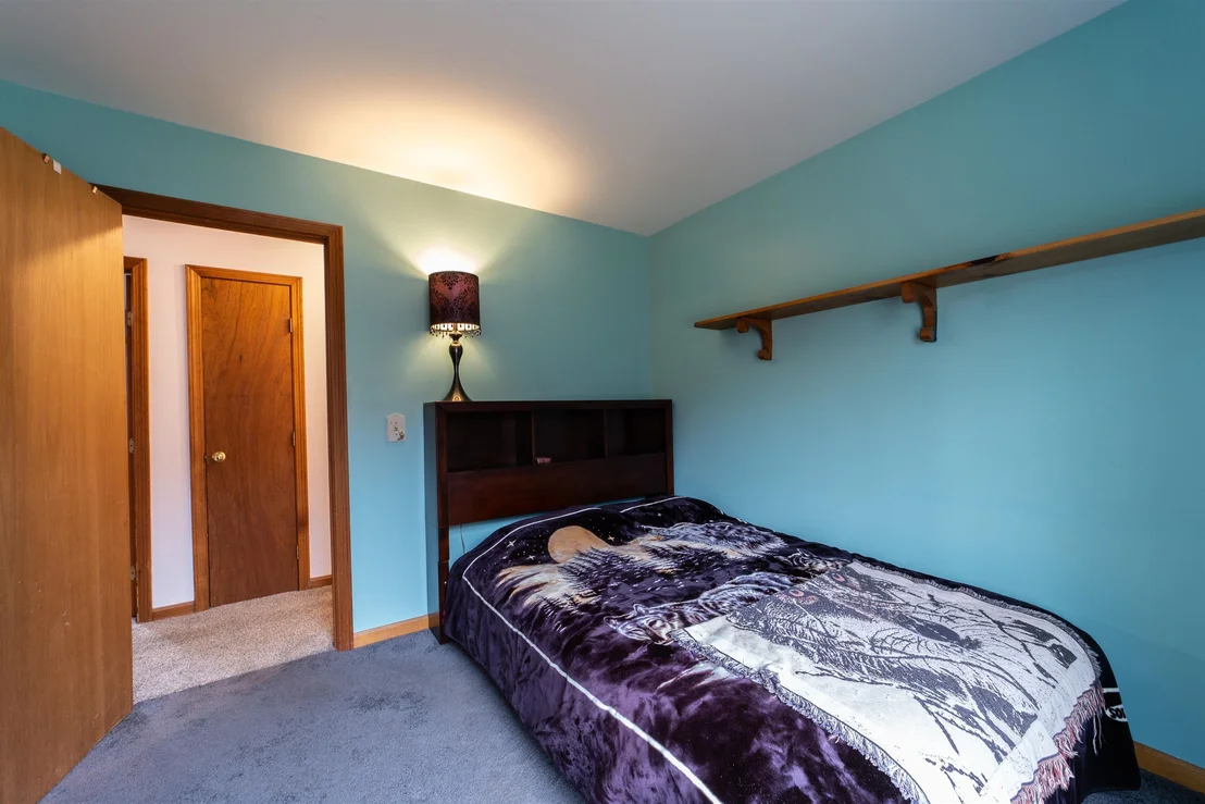 Photo of 450 Upper Birch