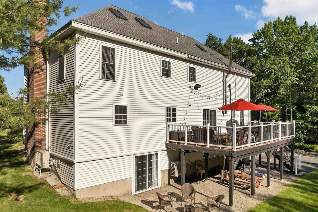 Photo of 12 Longmeadow