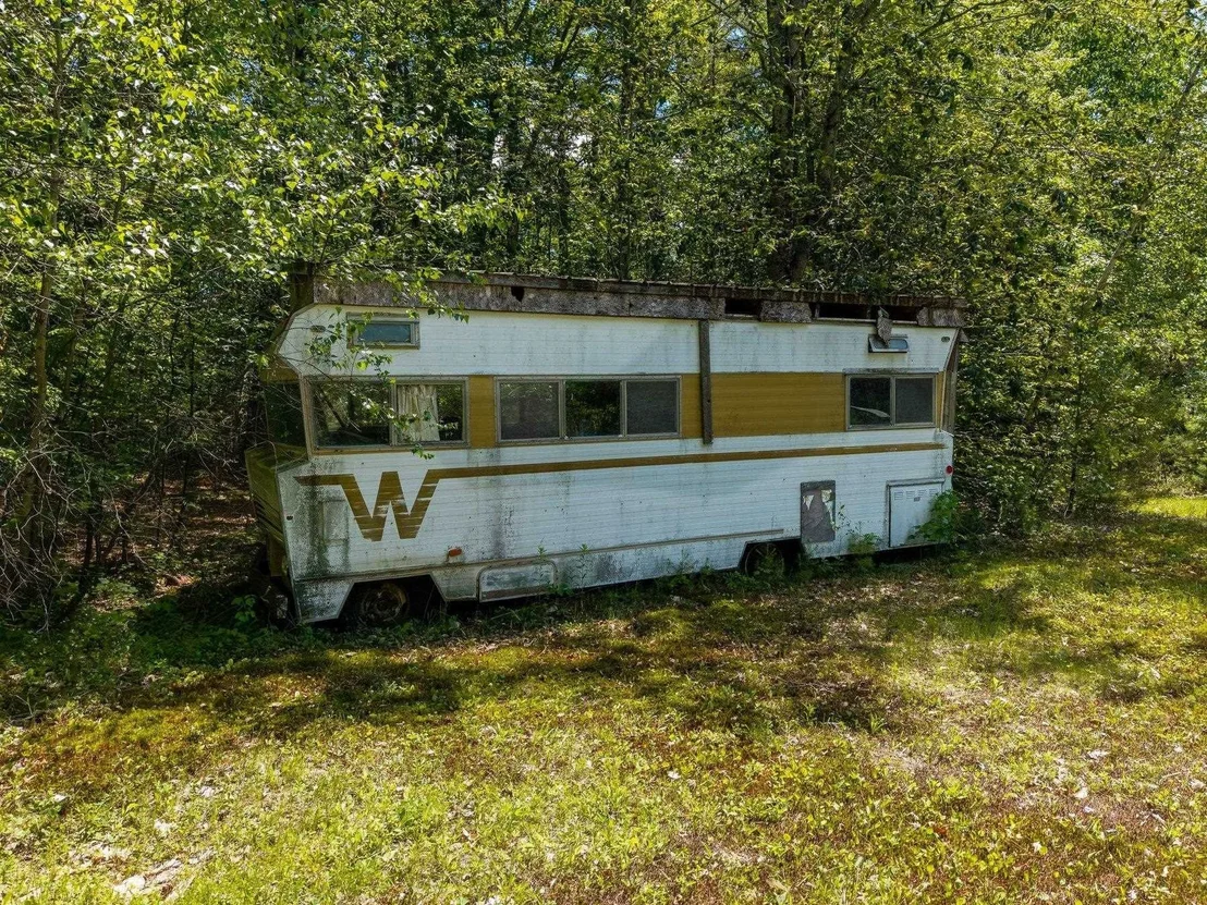 Photo of 99 Pine Ridge