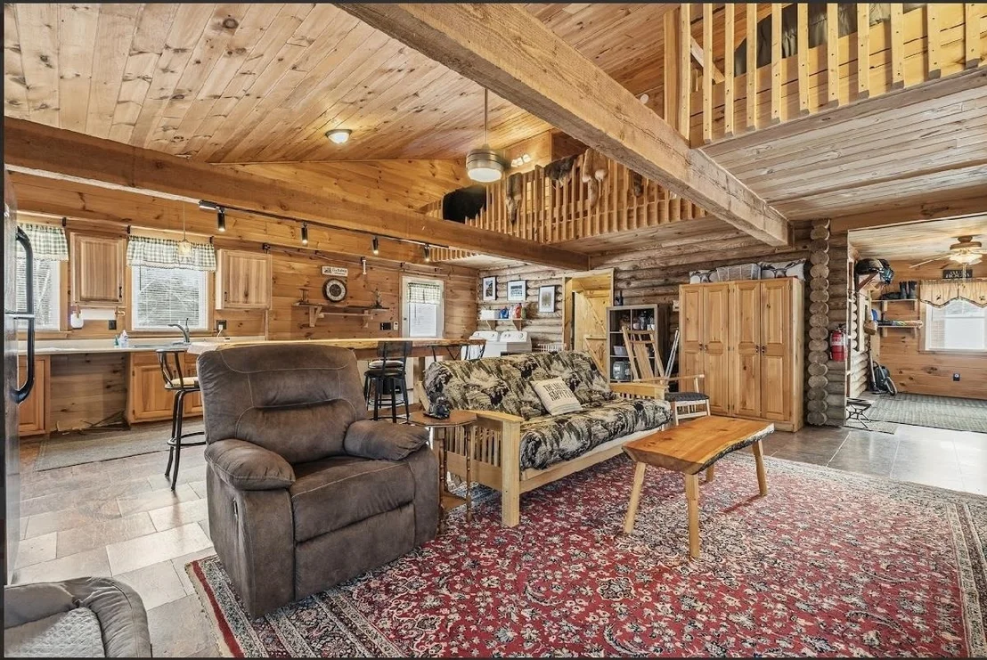 Photo of 2142 Halls Stream