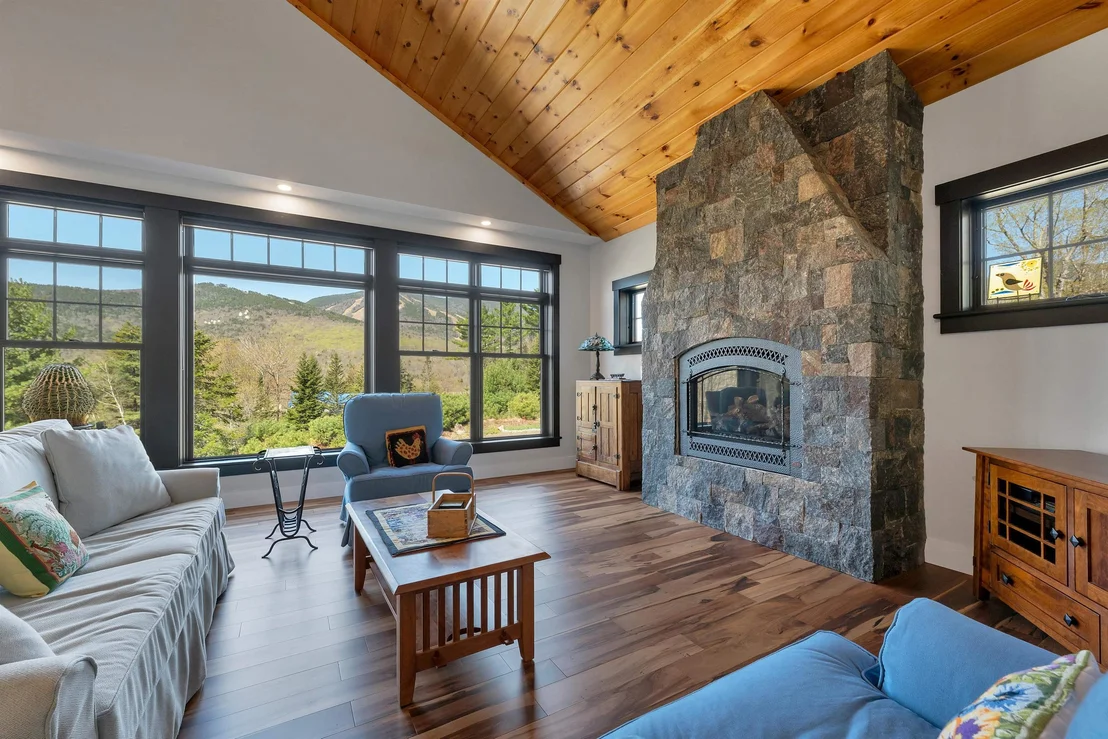 Photo of 22 Cascade Ridge