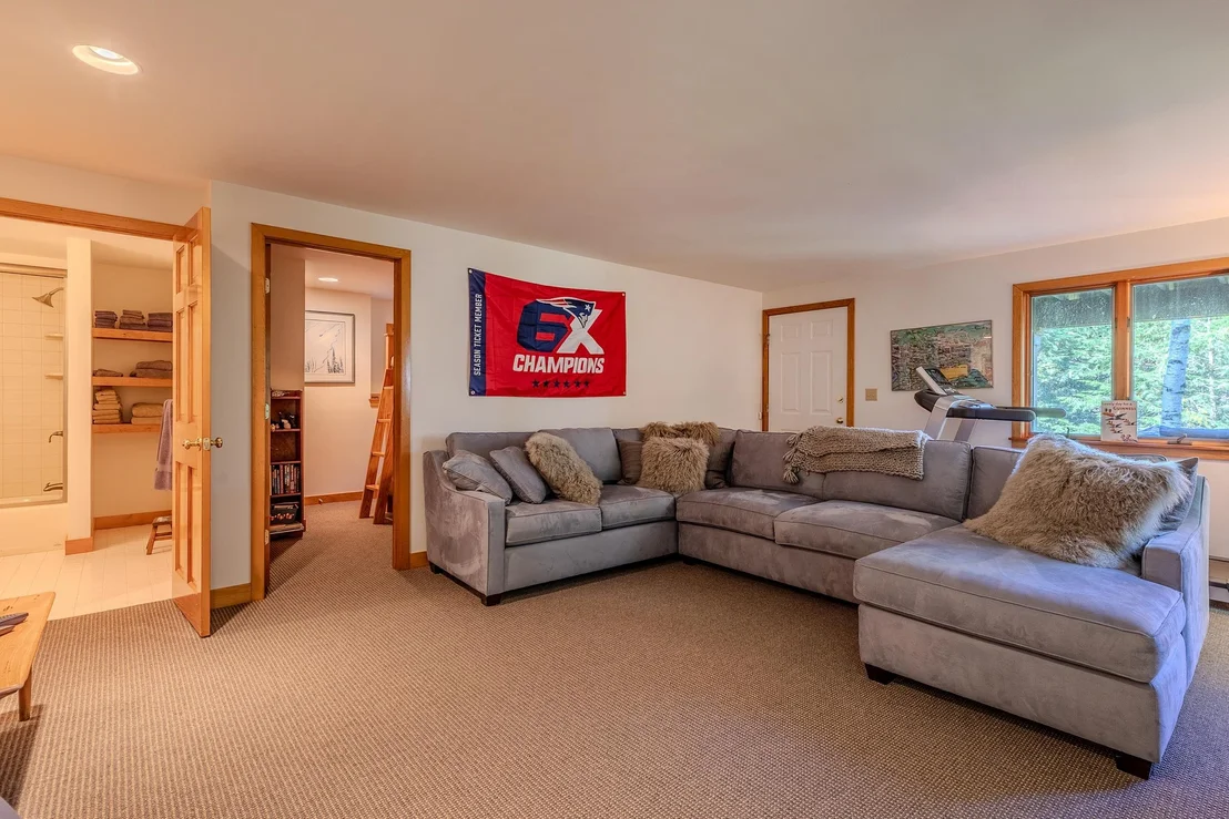Photo of 80 Bear Ridge
