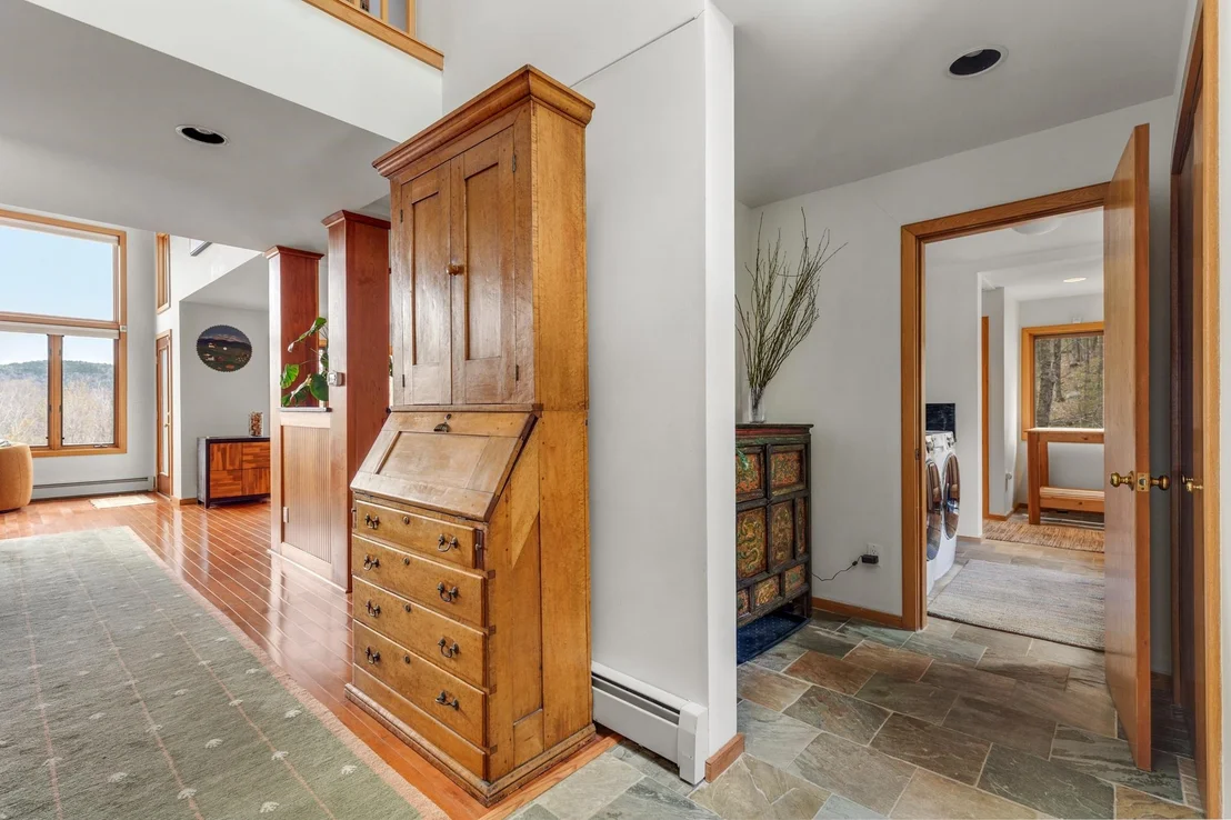 Photo of 109 Mountainside