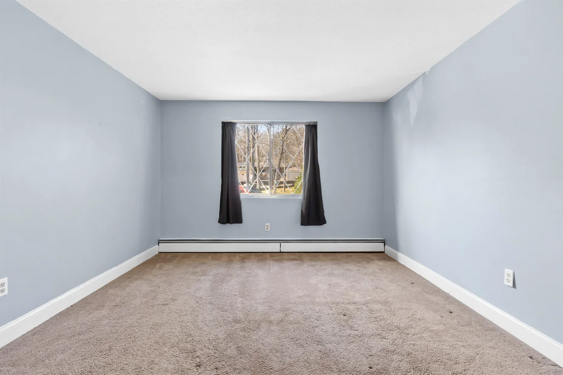 Photo of Unit 13 at 2 Silvestri