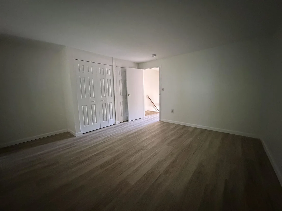 Photo of Unit 4 at 39 Brookside