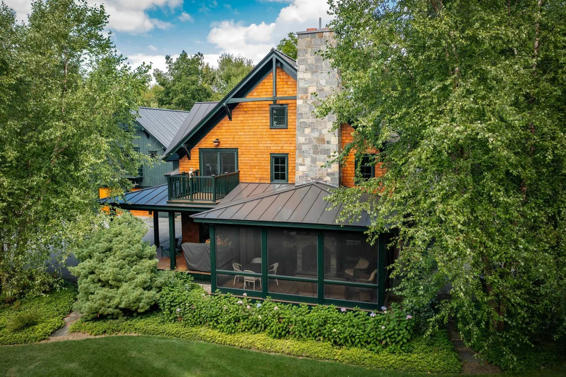 Photo of 422 Shagbark