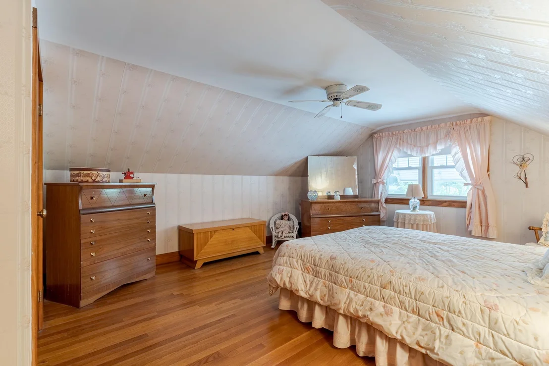 Photo of 8 Lowell
