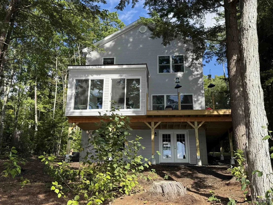 Photo of 103 Corno