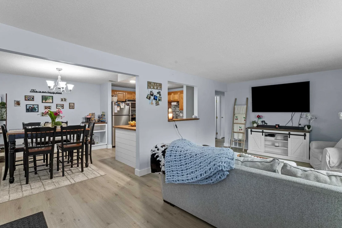 Photo of Unit 10 at 3 Brookside