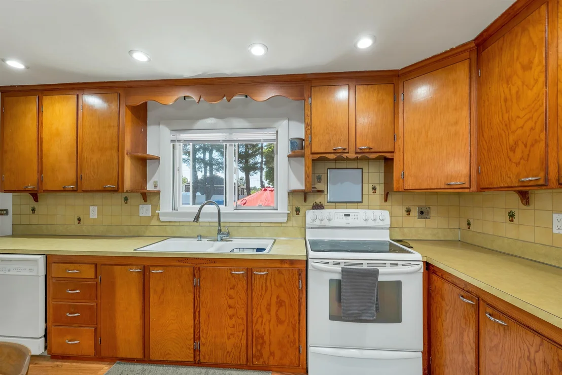 Photo of 21 Acton