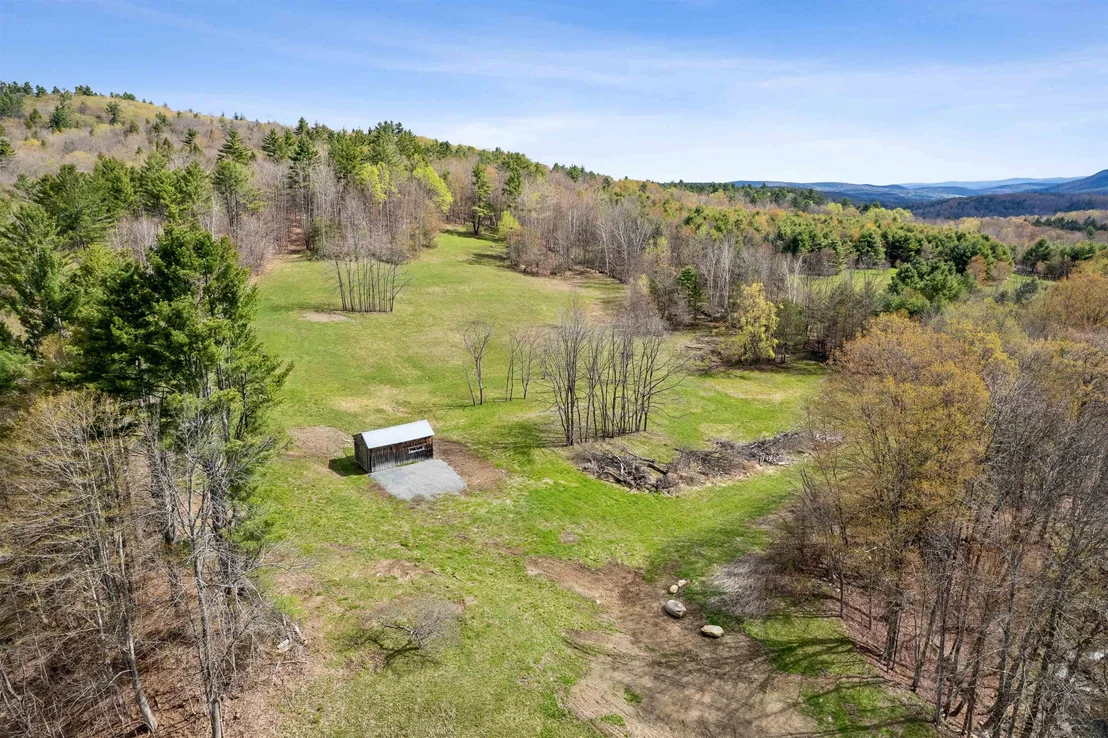 Photo of 366 Knapp Pond