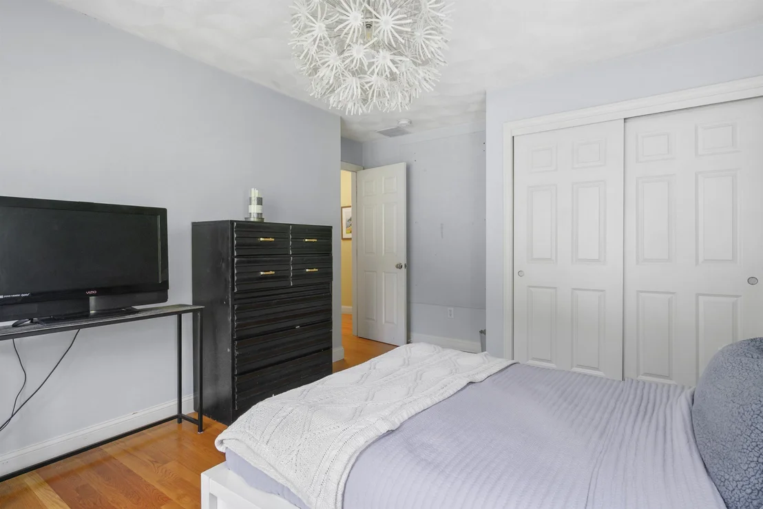 Photo of 221 Piscassic
