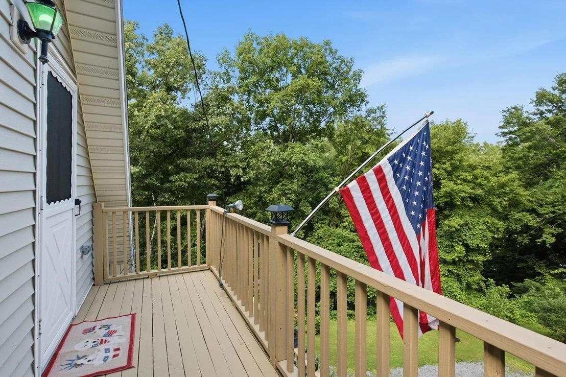 Photo of 87 B Hill