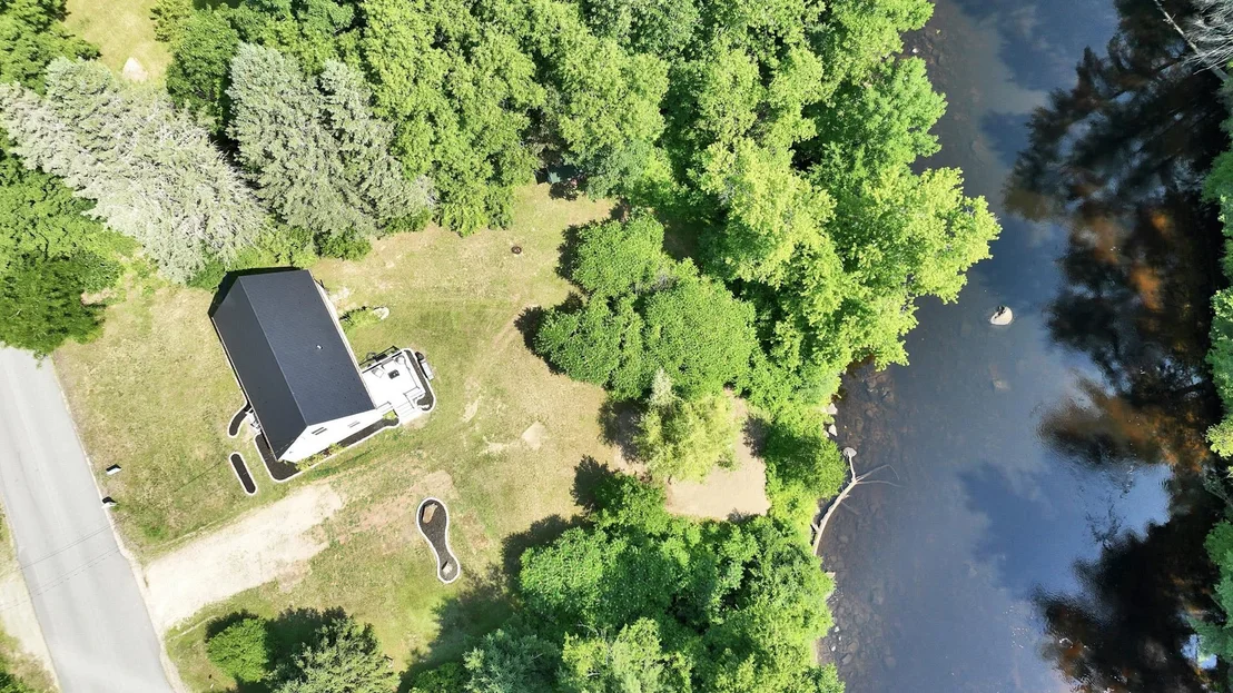 Photo of 229 Back Ashuelot