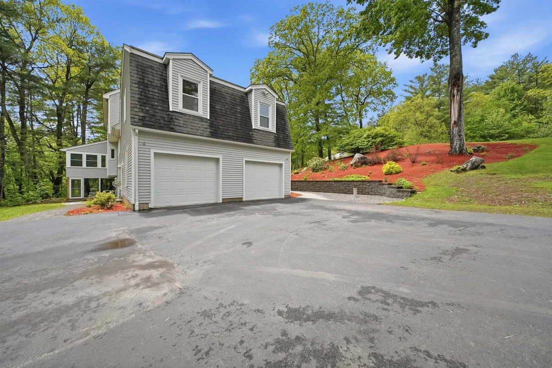 Photo of 7 Stony Point