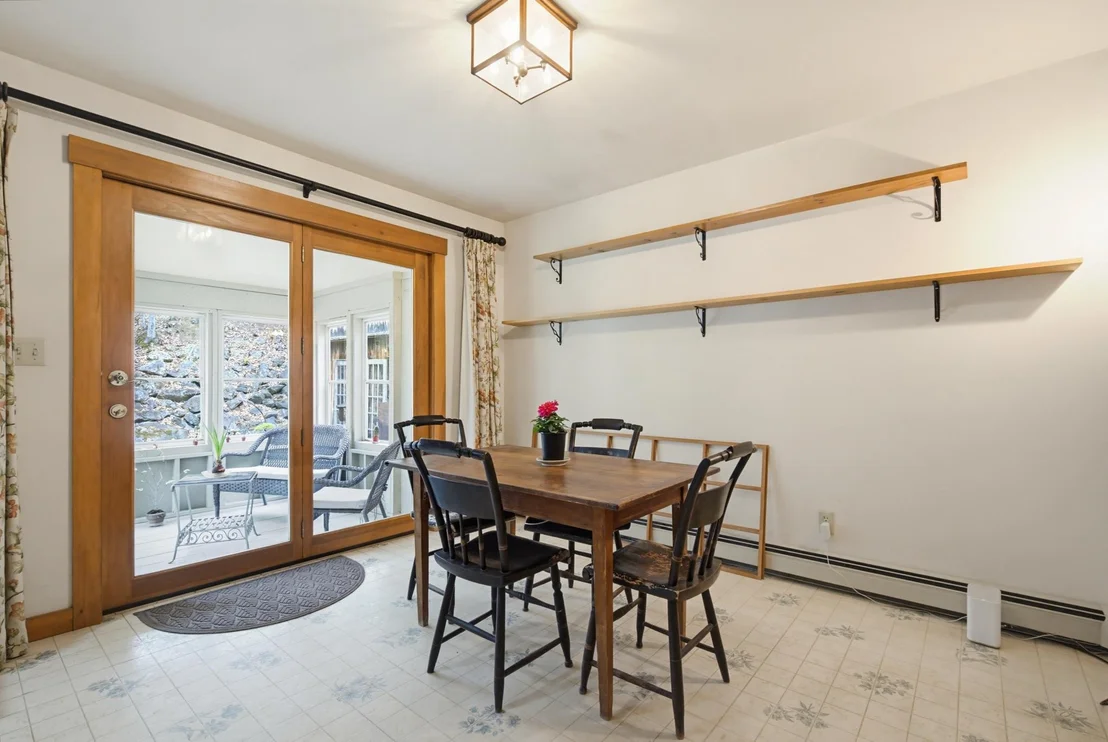 Photo of 22 Hillview