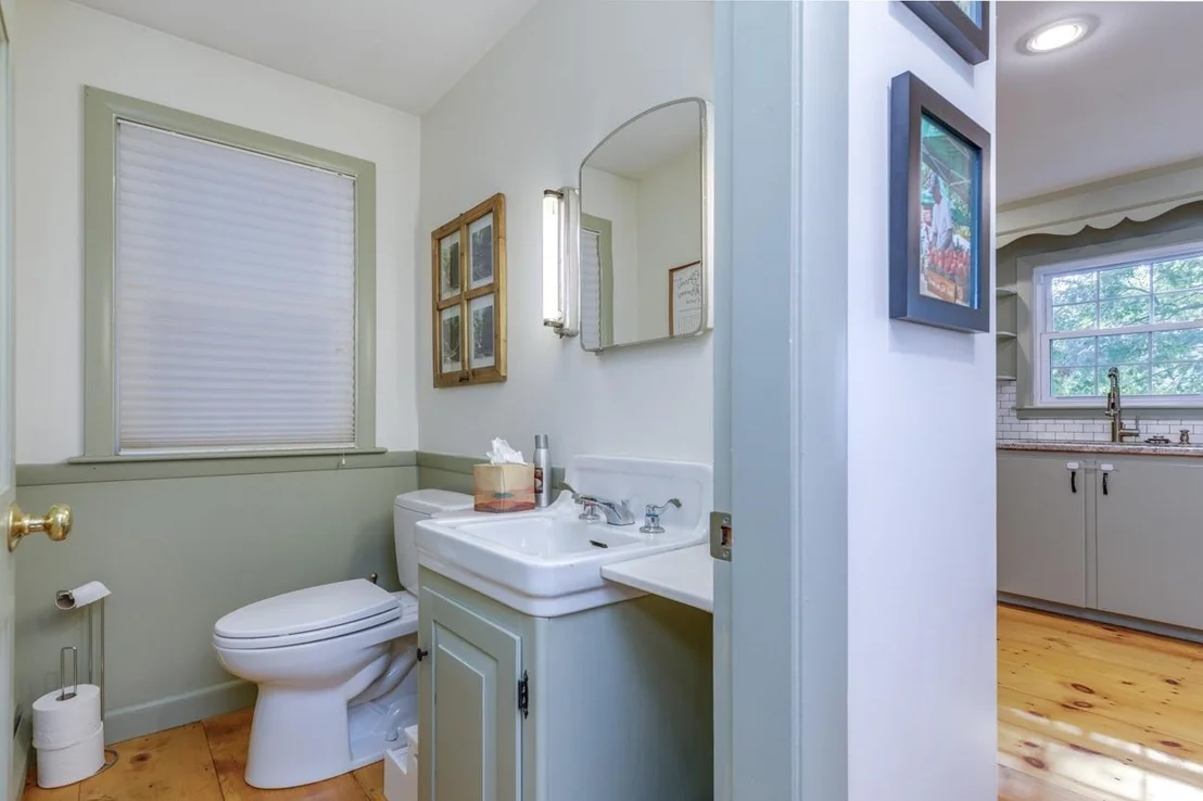 Photo of 234 W Haven