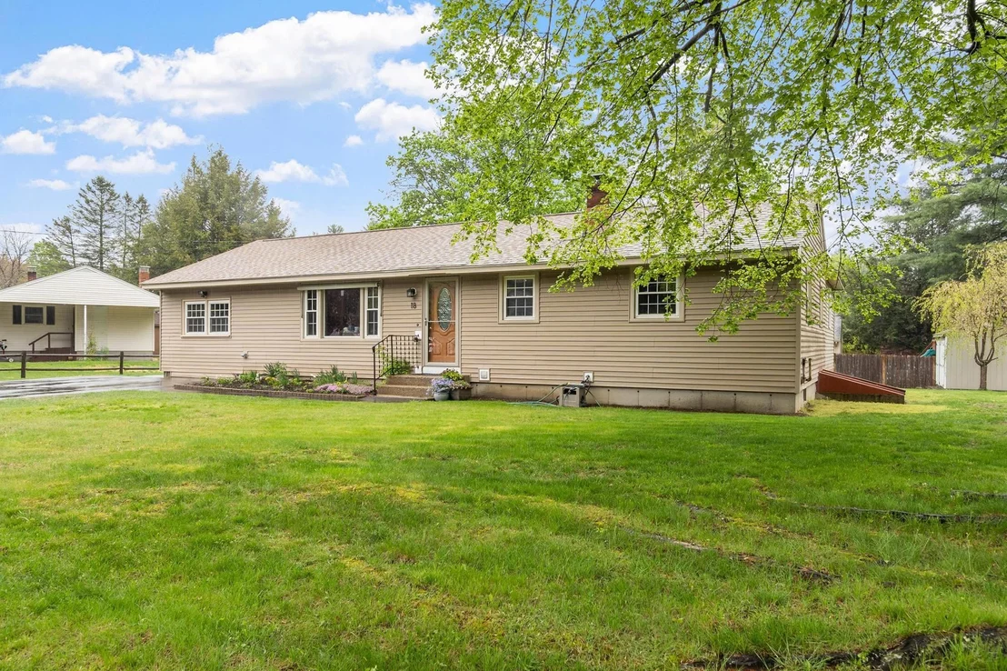 Photo of 18 Iceland