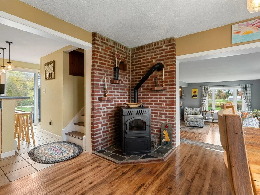 Photo of 771 Robinson