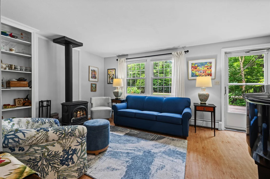 Photo of 8 Pine Grove