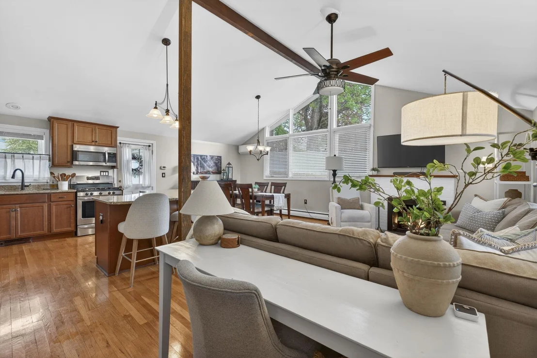 Photo of 130 Colgate
