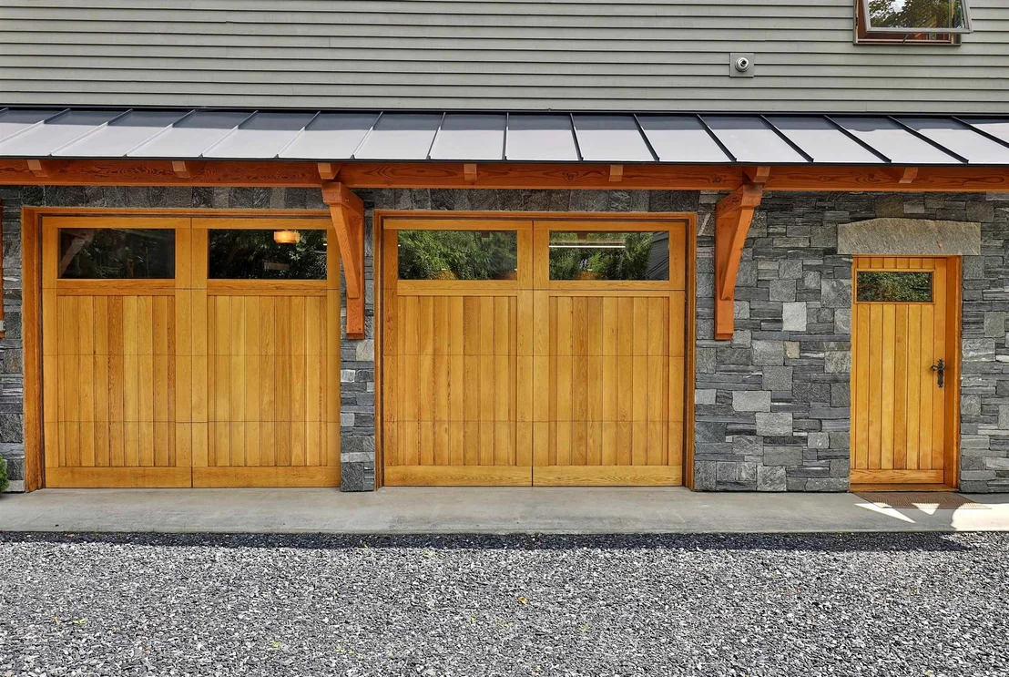 Photo of 426 Roaring Brook