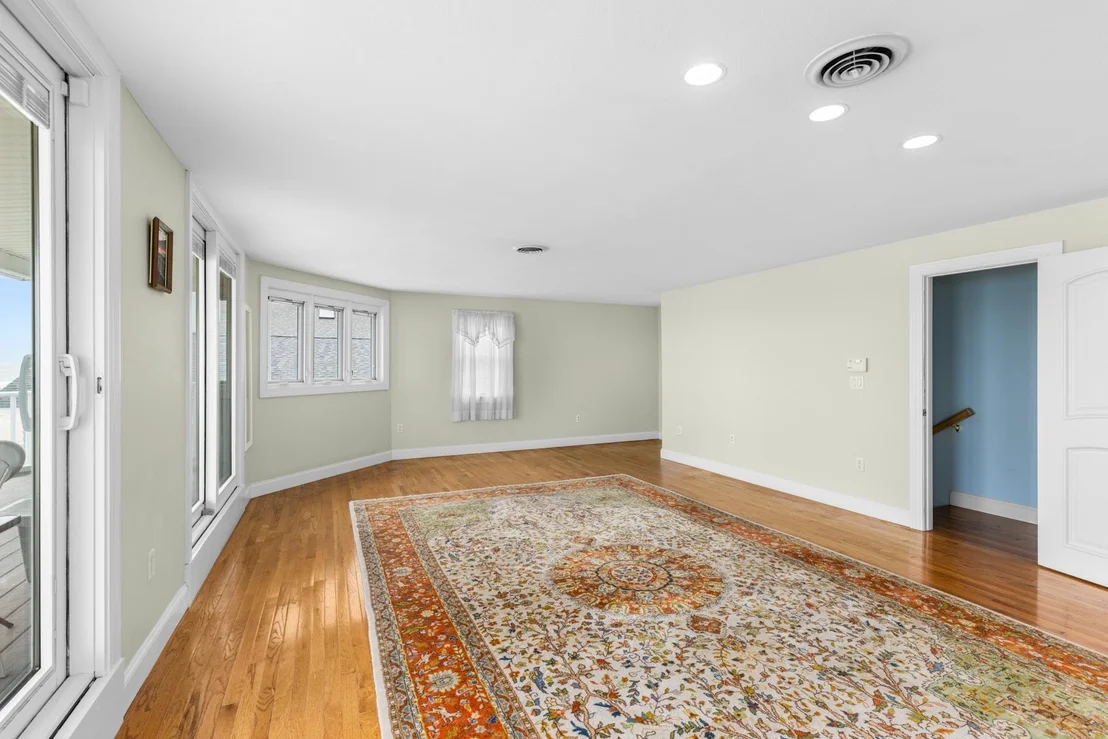 Photo of 103 Ocean