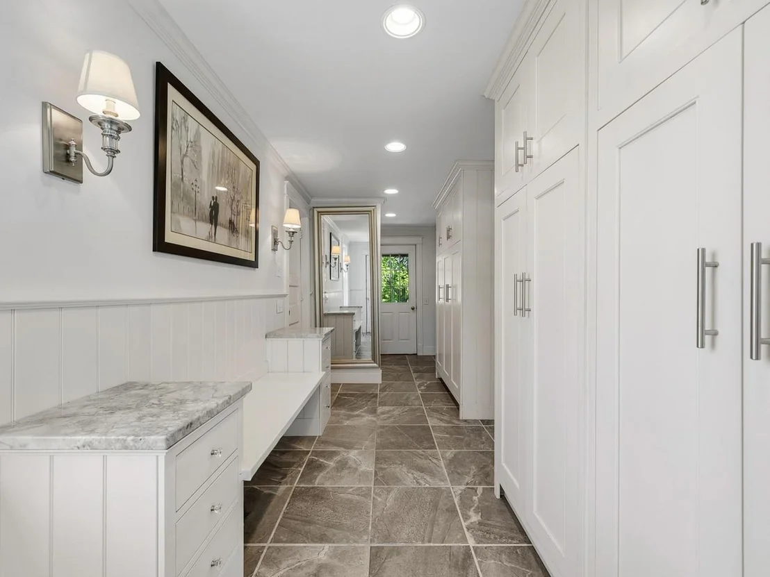 Photo of 609 Common