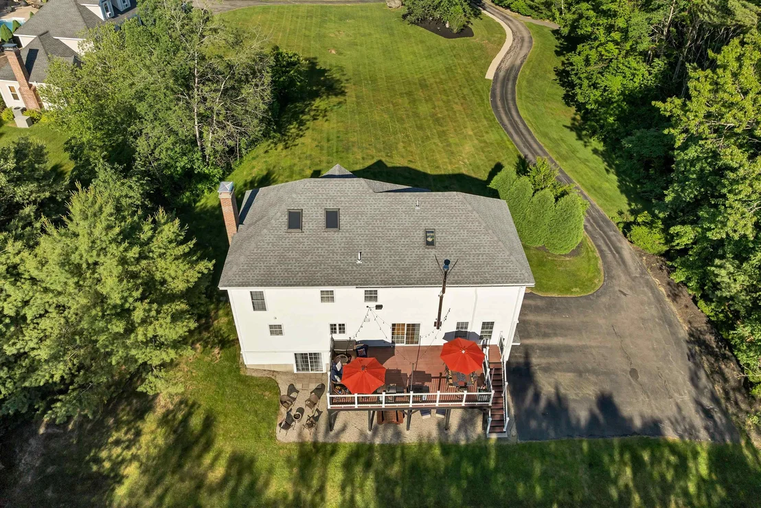 Photo of 12 Longmeadow