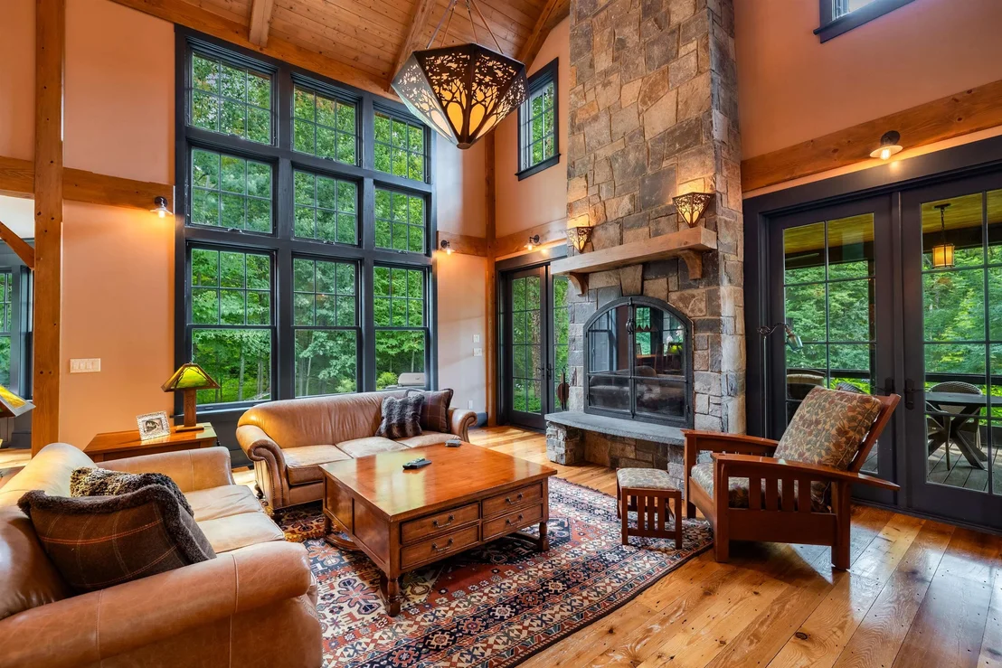 Photo of 422 Shagbark