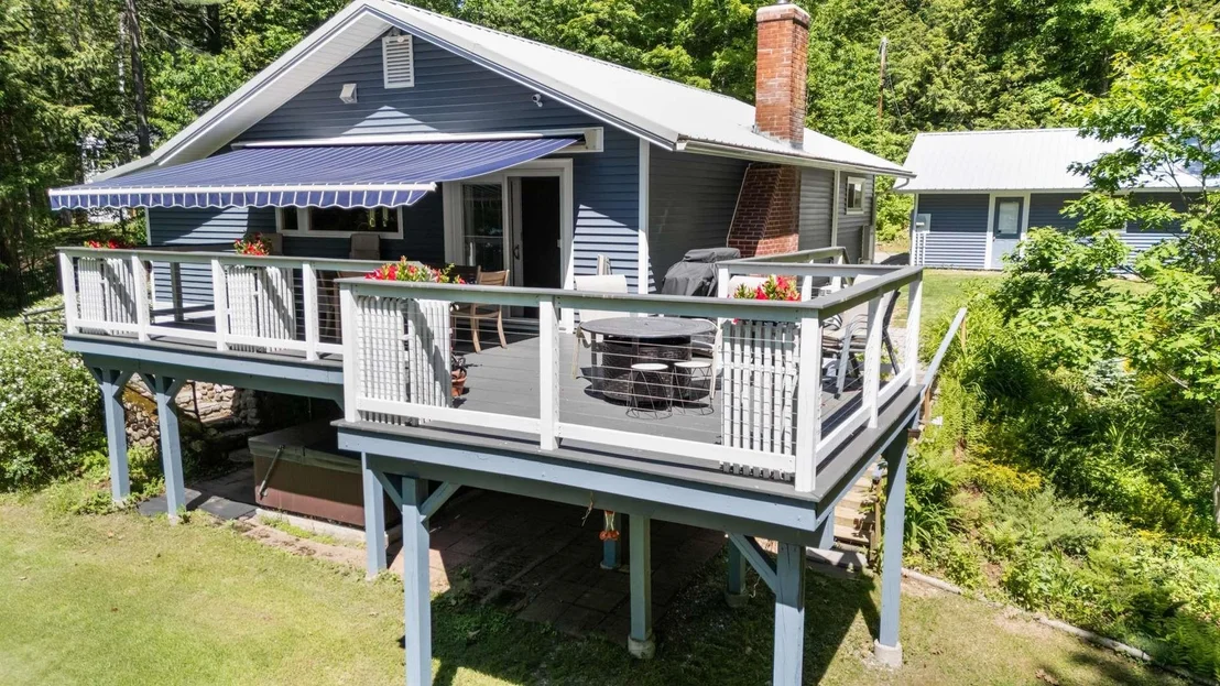 Photo of 215 Stocker Pond