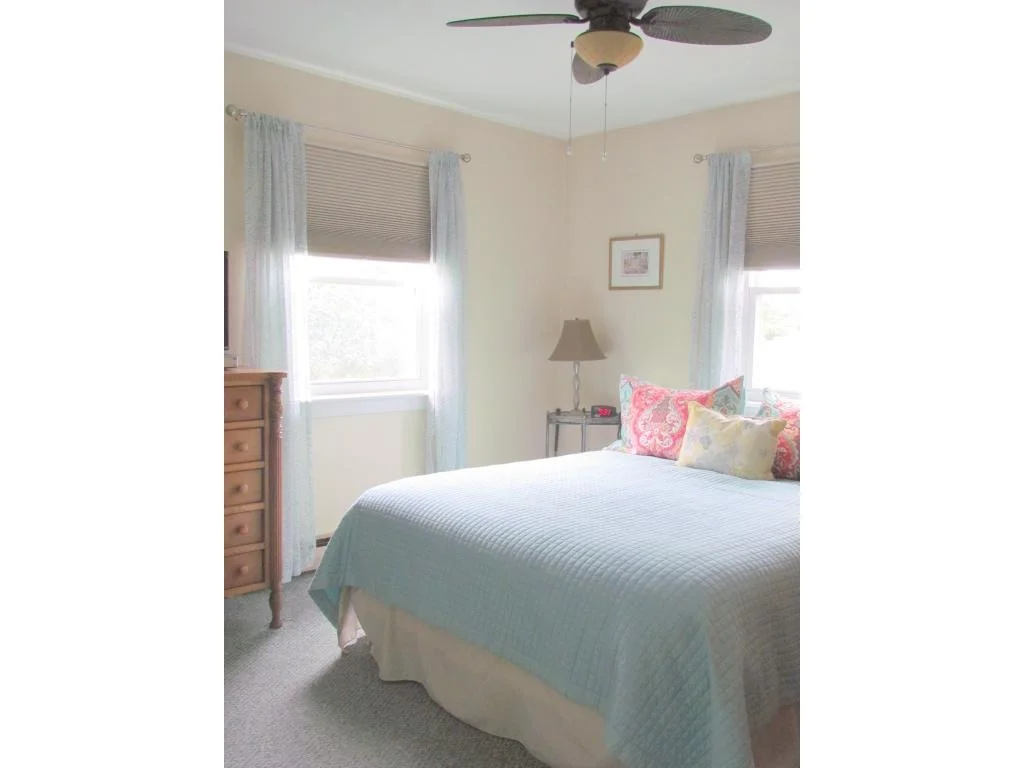 Photo of 1032 Decker