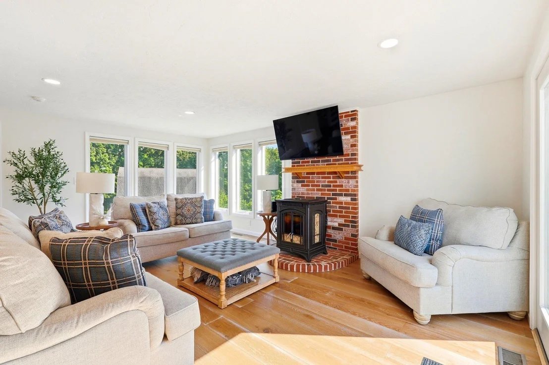 Photo of 257 Meredith Neck