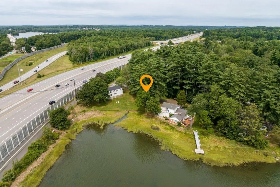 Photo of 348 Dover Point