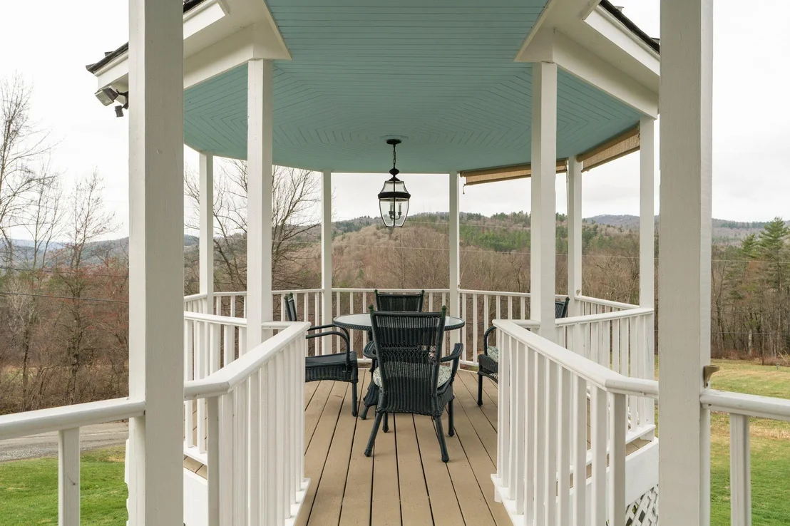 Photo of 441 Rhoades Hill