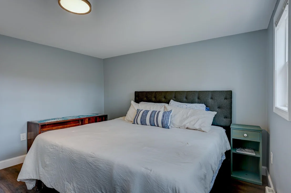 Photo of 8 Champney