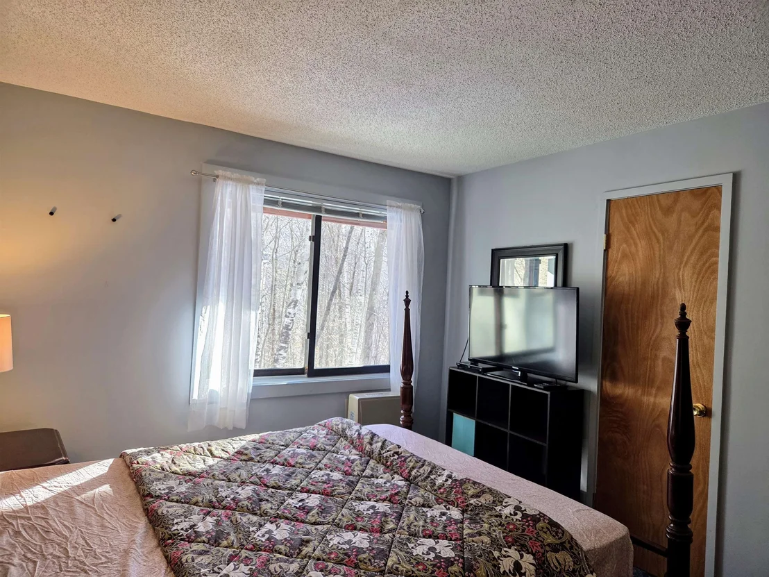 Photo of Unit 2 at 36 Easterly
