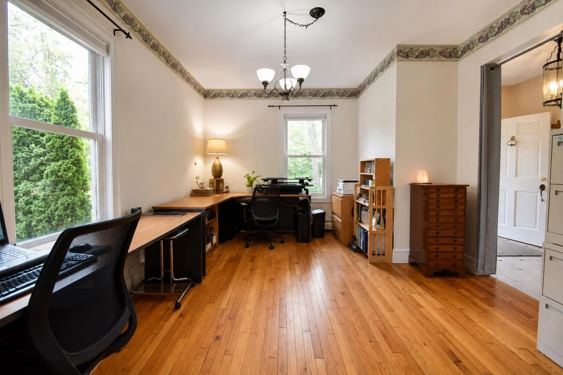 Photo of 60 Lyman