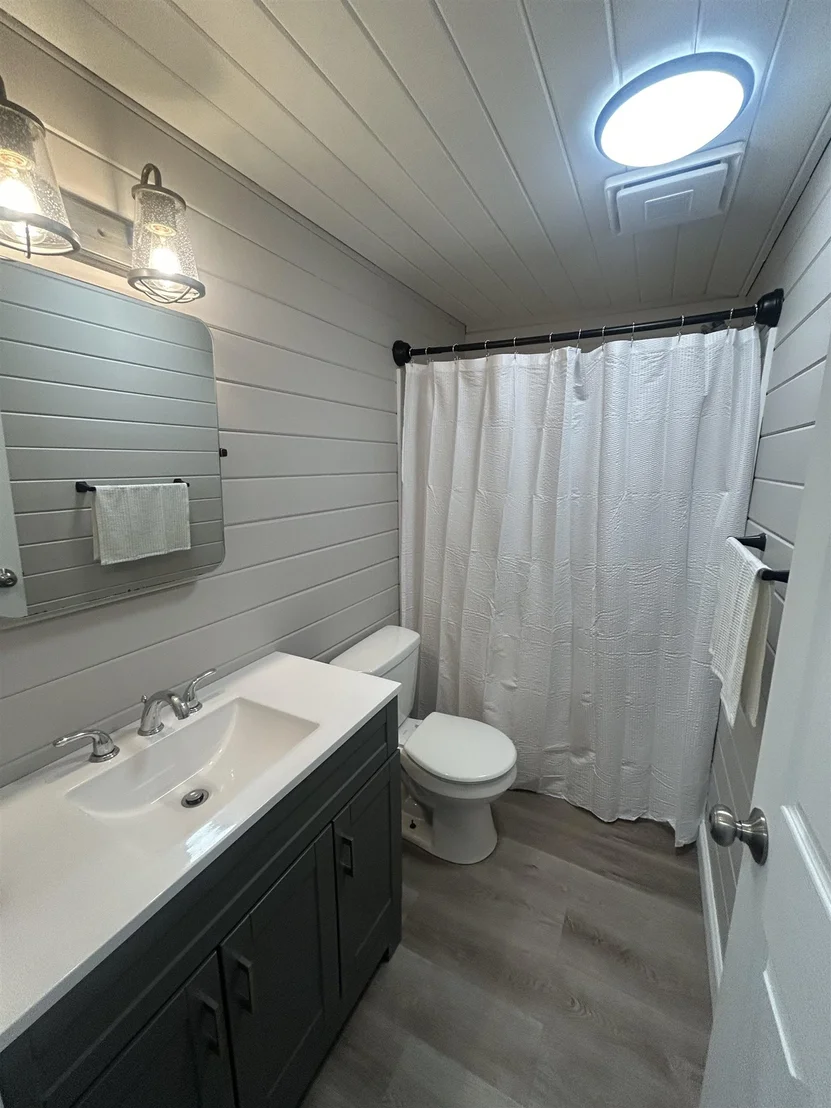 Photo of 7 Hemlock
